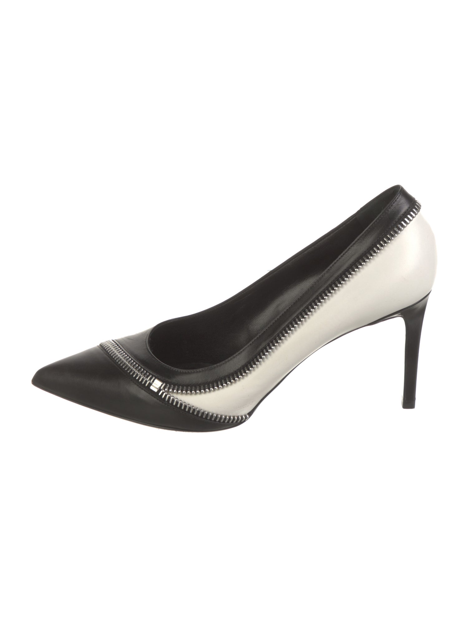 Saint Laurent Leather Pumps